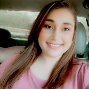 Meet your Posher, Alisa